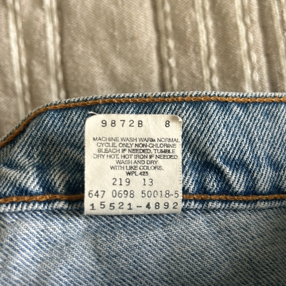 Vintage Levi’s 512 slim fit straight leg jeans - Picture 5 of 5